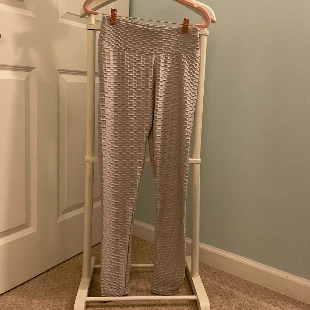 SEASUM BOOTY LEGGINGS